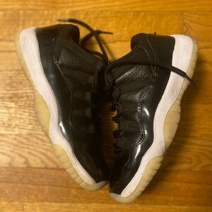 Air Jordan 11 retro low (7Y)